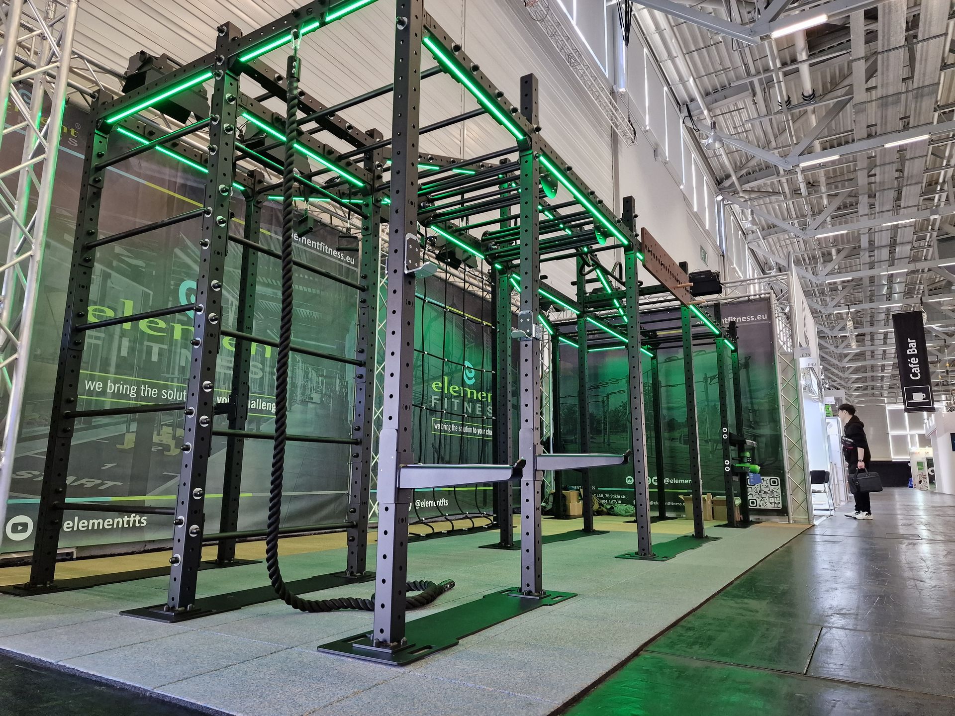 Commercial, Garage, and Home Gym Lighting Rig | Element Fitness